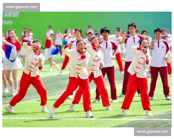 陕西 600 少年挥棒逐梦,棒垒球 “小众” 变 “热潮”